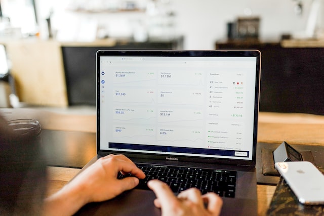 austindistel744oGeqpxPQunsplash | Path Social Numbers displayed on a laptop screen indicating Instagram growth
