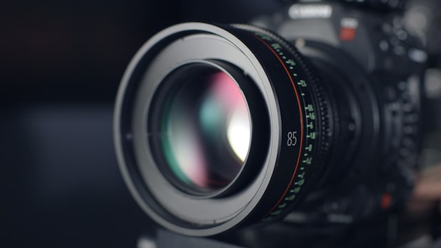 DSLR camera lens for high quality photographs