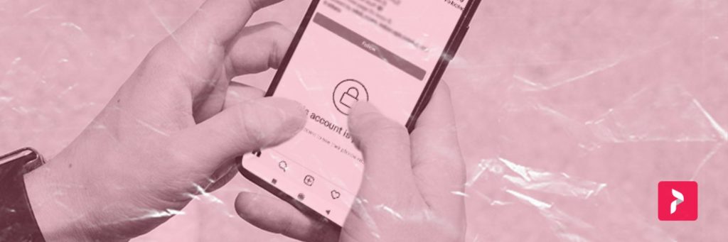 Path Social のロゴと赤いフィルターが、Instagram のプライベート・アカウントの閲覧方法を示す画像に重なっている。
