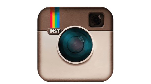 Screenshot20230308043647 | Path Social Vintage brown and beige camera