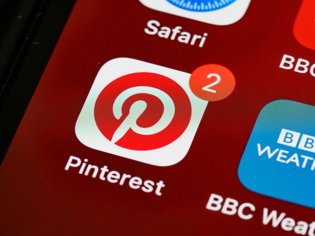 pexels-brett-jordan-5426400 | Path Social The Pinterest app with two notifications.