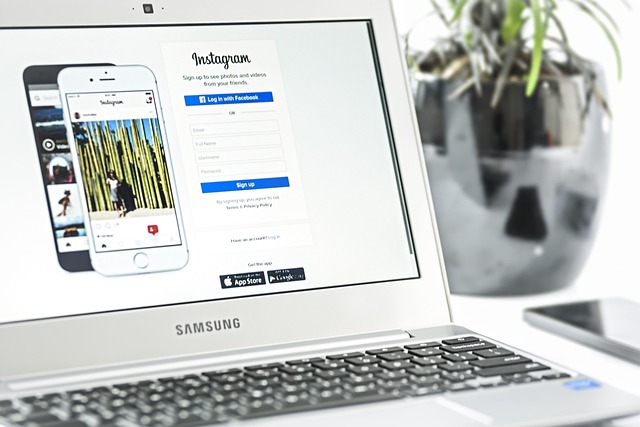 Login page for Instagram on a Samsung computer.
