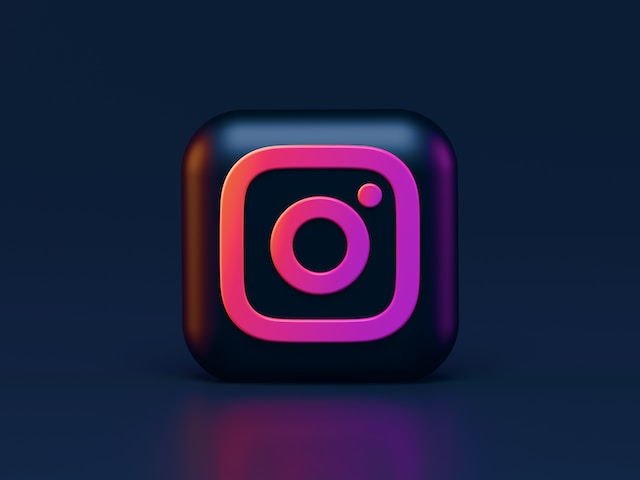 A 3D image of the Instagram Logo. 