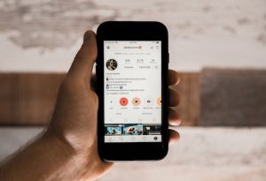 jakob-owens-JYiADe-xsDw-unsplash | Path Social | Path Social An Instagram profile with plenty of followers and a short following list.
