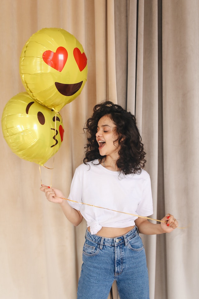 pexels-polina-tankilevitch-3905906 | Path Social Los deslizadores emoji son una forma estupenda de permitir que tus seguidores reaccionen a tu contenido sin que tengan que escribir ni una palabra.