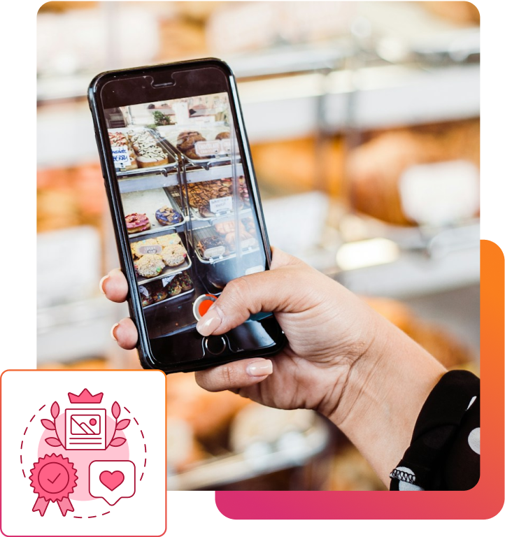 Group-1000005203png | Path Social Path Sociala unei persoane care face o fotografie cu telefonul într-o brutărie, alături de o ilustrare a implicării sociale.