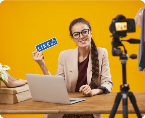 Bloggers-1webppng | Path Social 인플루언서, 브랜드, 피트니스, 패션, 사진, 음악, 반려동물, 블로거, 요리사 등 틈새 카테고리를 모아 Instagram 팔로워를 유기적으로 늘리는 데 있어 다양한 활용도를 보여주는 Path Social 을 소개합니다.
