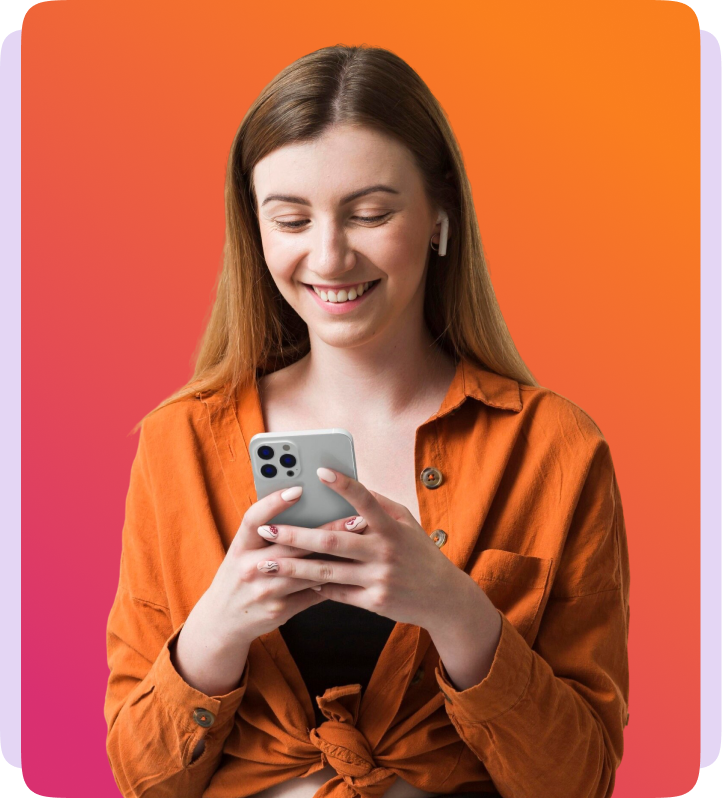 fc-img.png | Path Social Path Social grafik seorang wanita tersenyum menggunakan telefonnya, dengan Instagram -elemen UI bertema yang menunjukkan pertumbuhan & penglibatan pengikut.
